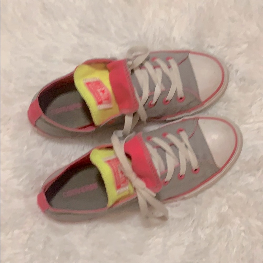 Converse - Picture 4 of 4